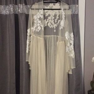 Want my look white sequence cover